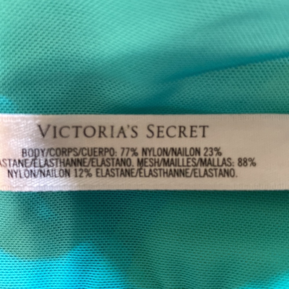 Three VSX Sport bras from Victorias Secret - Picture 5 of 7